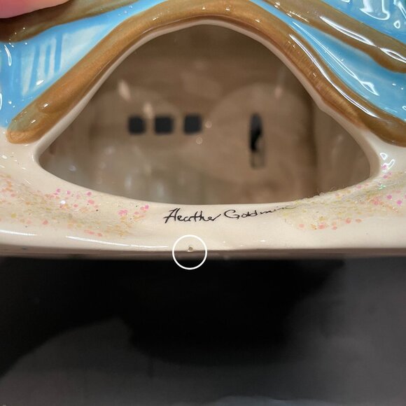 Blue Sky Clayworks Polar Penguin Post Office Ltd. Edition Tealight House 2012 - Picture 8 of 8